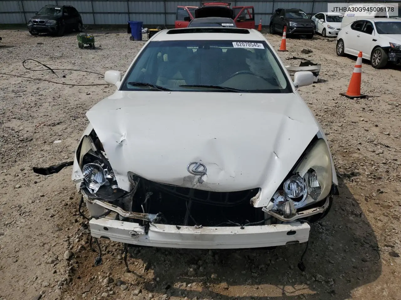 2004 Lexus Es 330 VIN: JTHBA30G945006178 Lot: 62070545