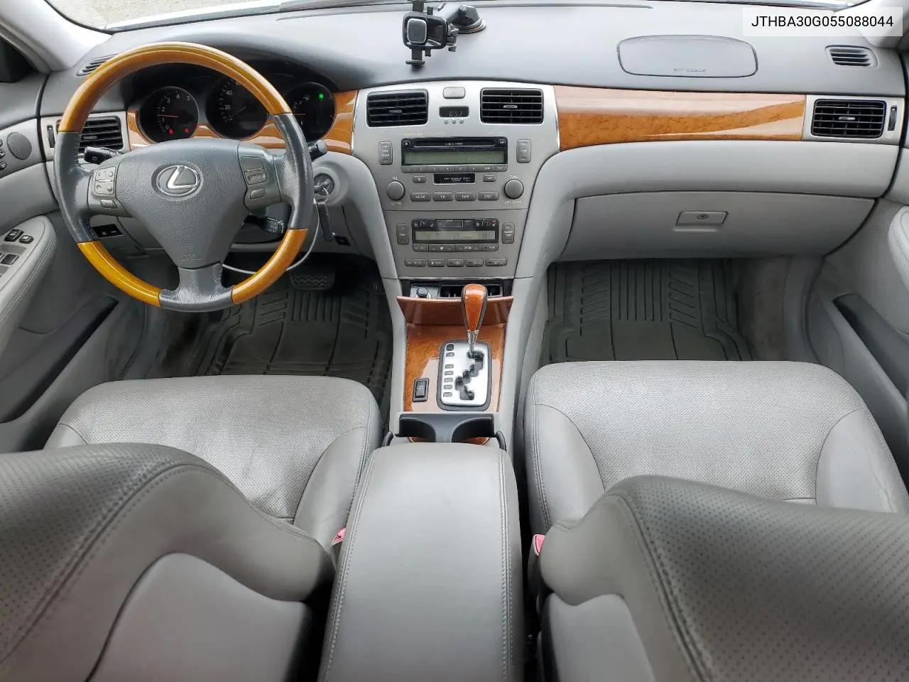 2005 Lexus Es 330 VIN: JTHBA30G055088044 Lot: 56299685