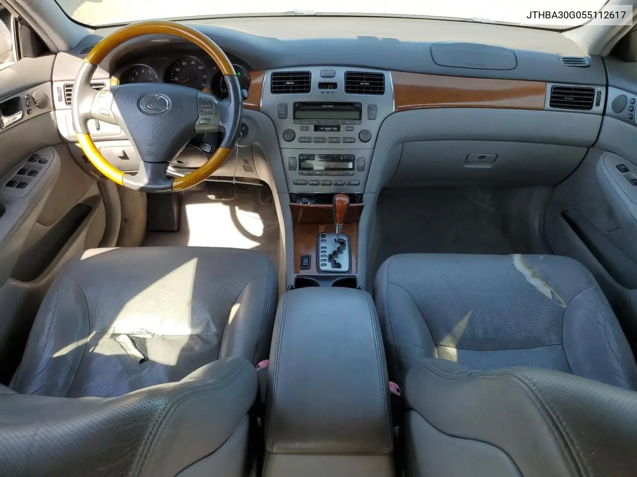 2005 Lexus Es 330 VIN: JTHBA30G055112617 Lot: 60731255