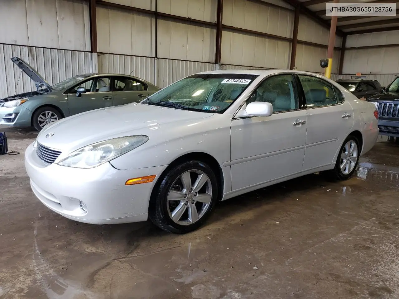 2005 Lexus Es 330 VIN: JTHBA30G655128756 Lot: 62740625