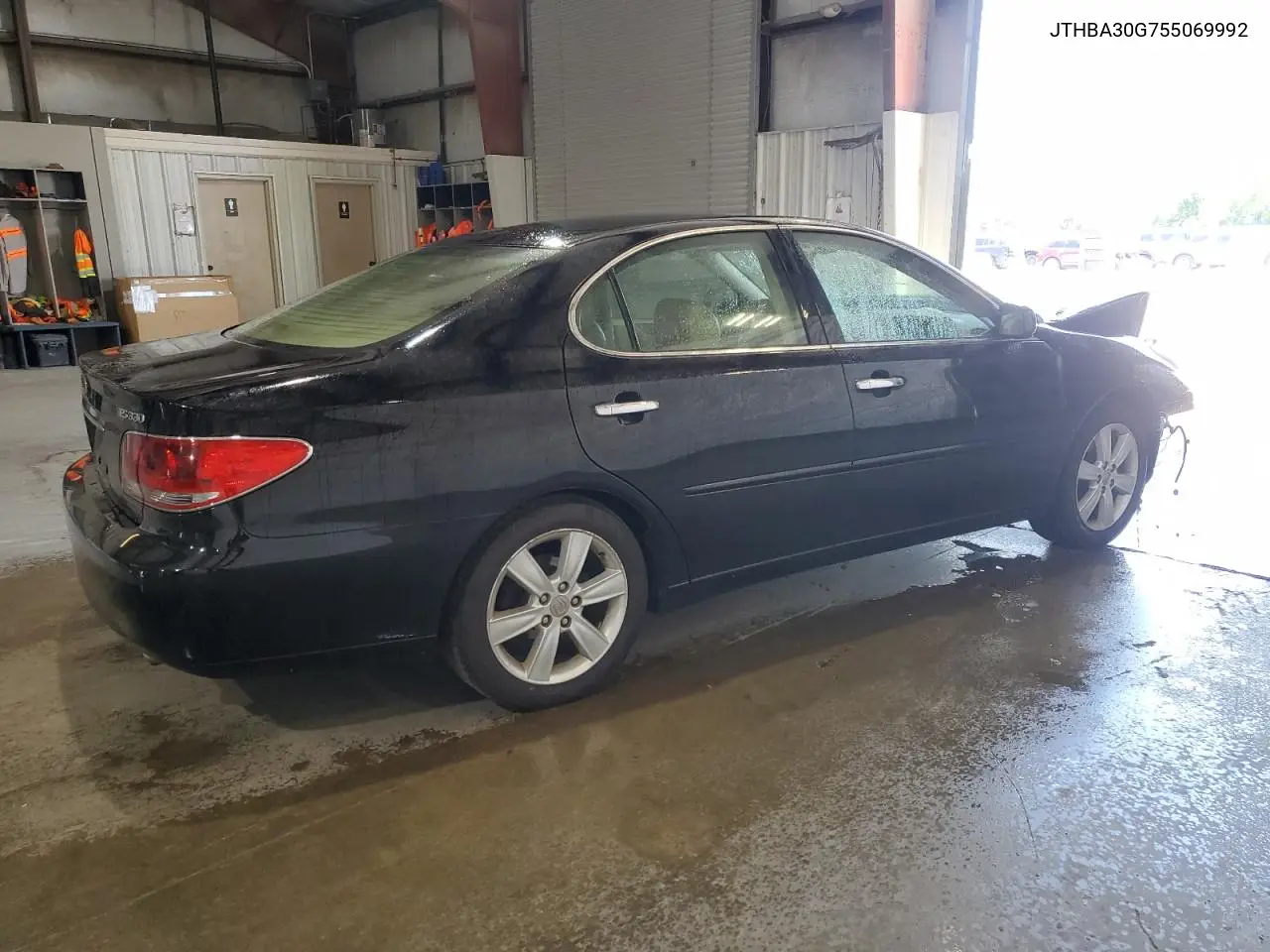 2005 Lexus Es 330 VIN: JTHBA30G755069992 Lot: 62947215