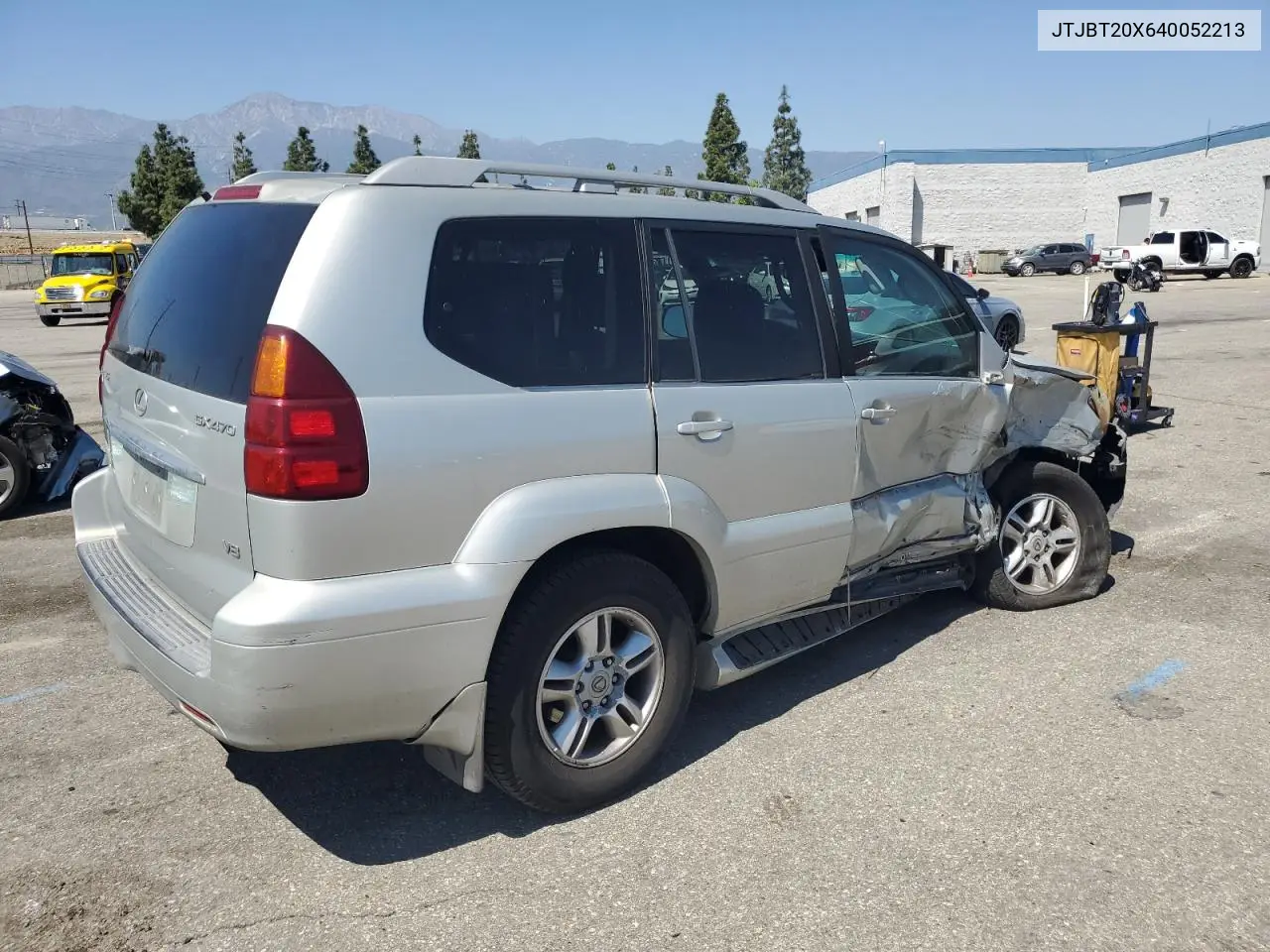 2004 Lexus Gx 470 VIN: JTJBT20X640052213 Lot: 52708415