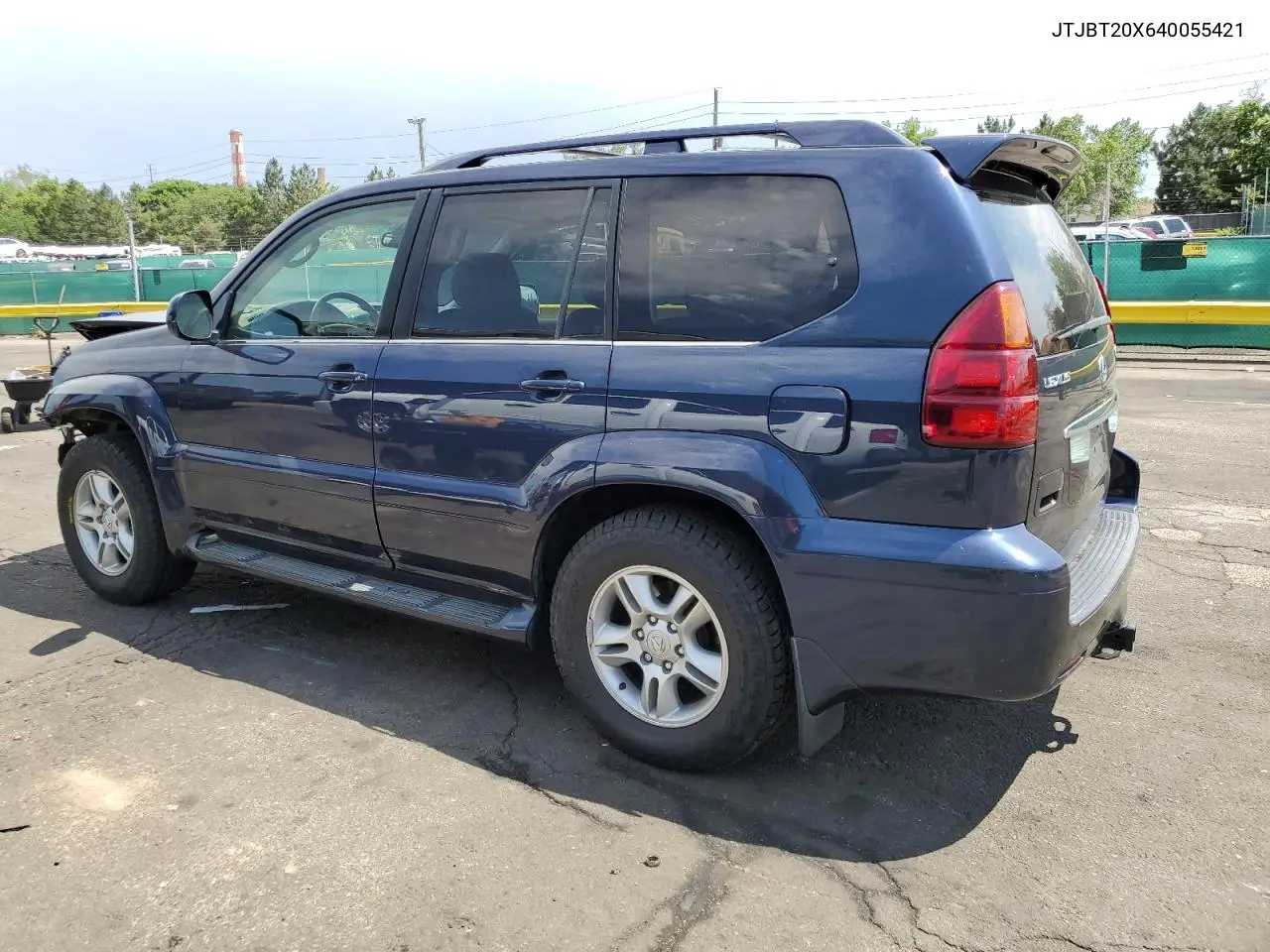 2004 Lexus Gx 470 VIN: JTJBT20X640055421 Lot: 61100985