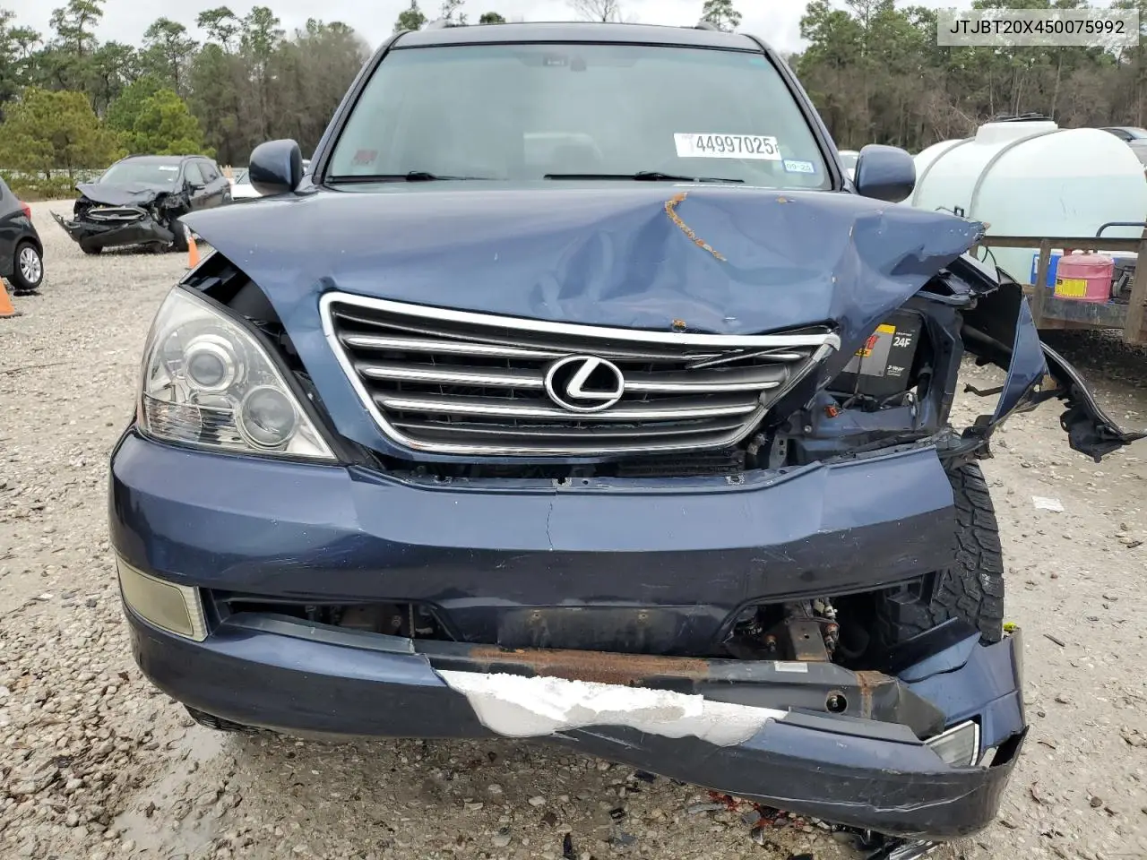2005 Lexus Gx 470 VIN: JTJBT20X450075992 Lot: 44997025