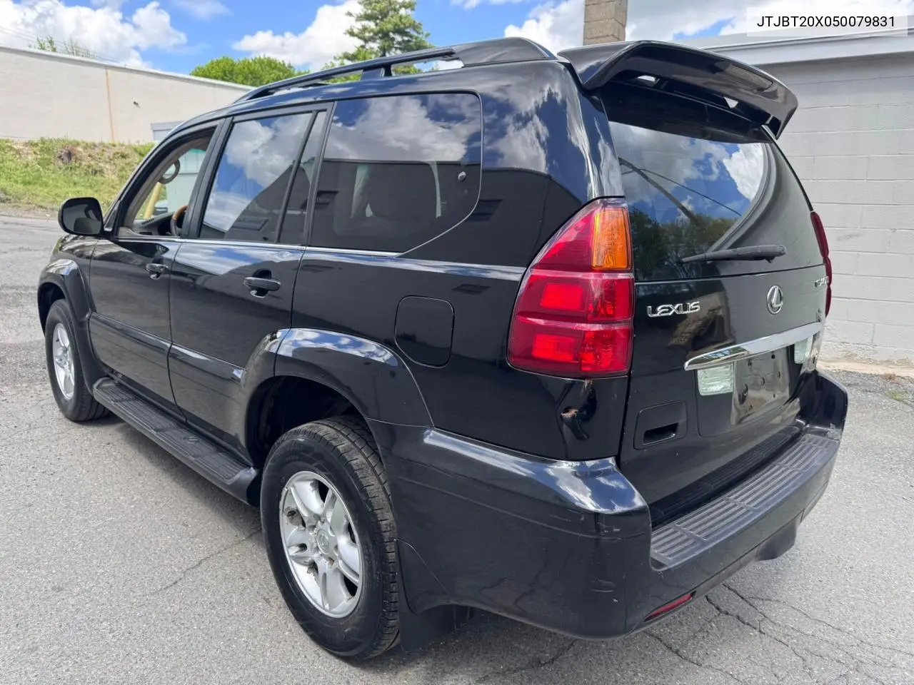 2005 Lexus Gx 470 VIN: JTJBT20X050079831 Lot: 56405105