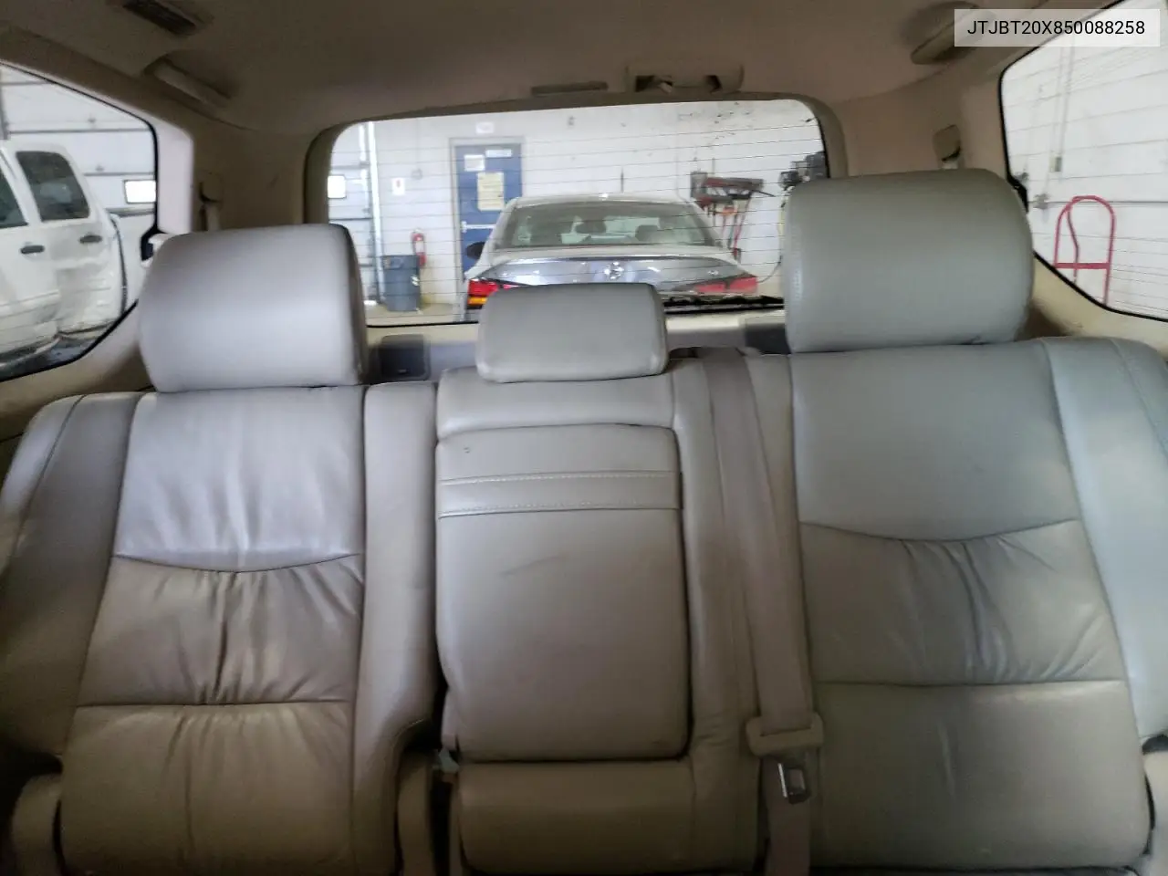 2005 Lexus Gx 470 VIN: JTJBT20X850088258 Lot: 56427875