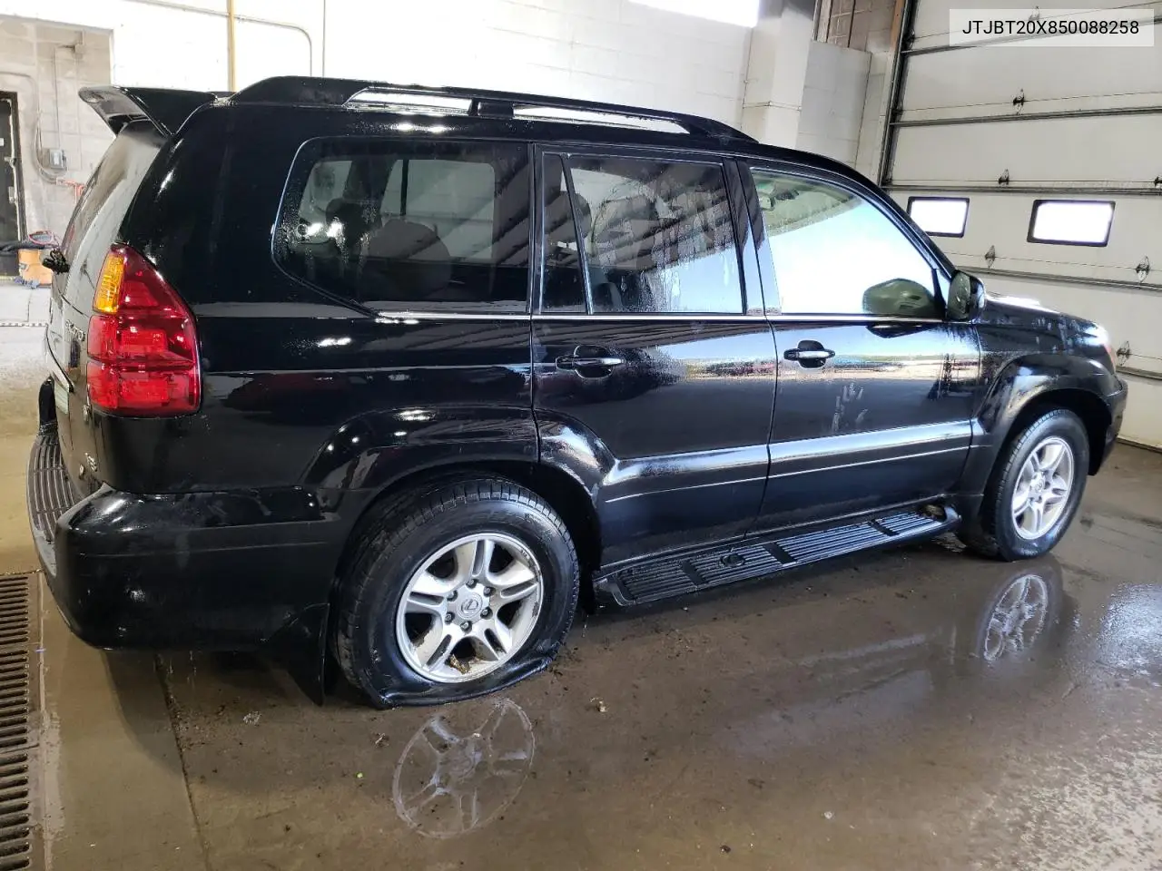 2005 Lexus Gx 470 VIN: JTJBT20X850088258 Lot: 56427875