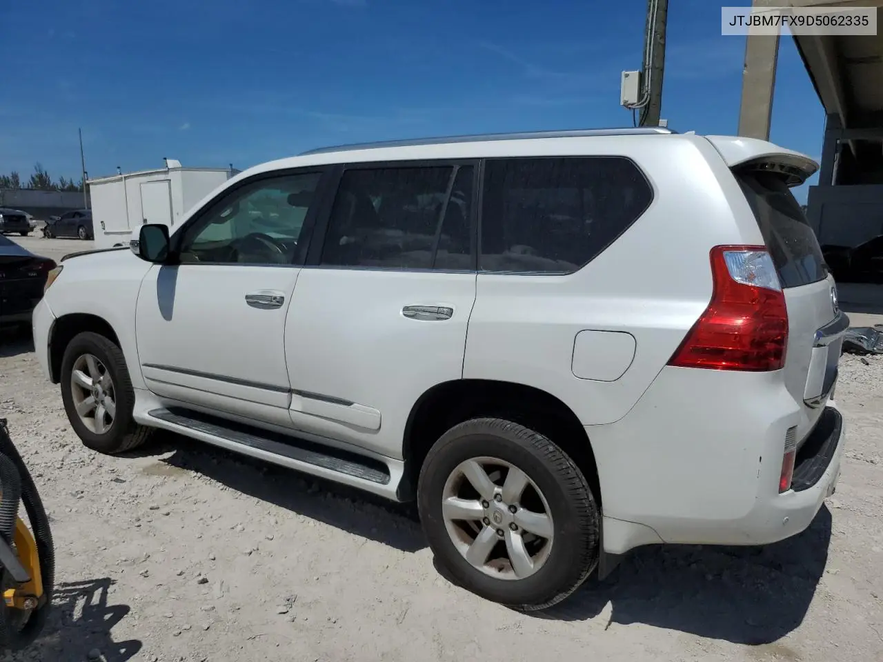2013 Lexus Gx 460 VIN: JTJBM7FX9D5062335 Lot: 61475195