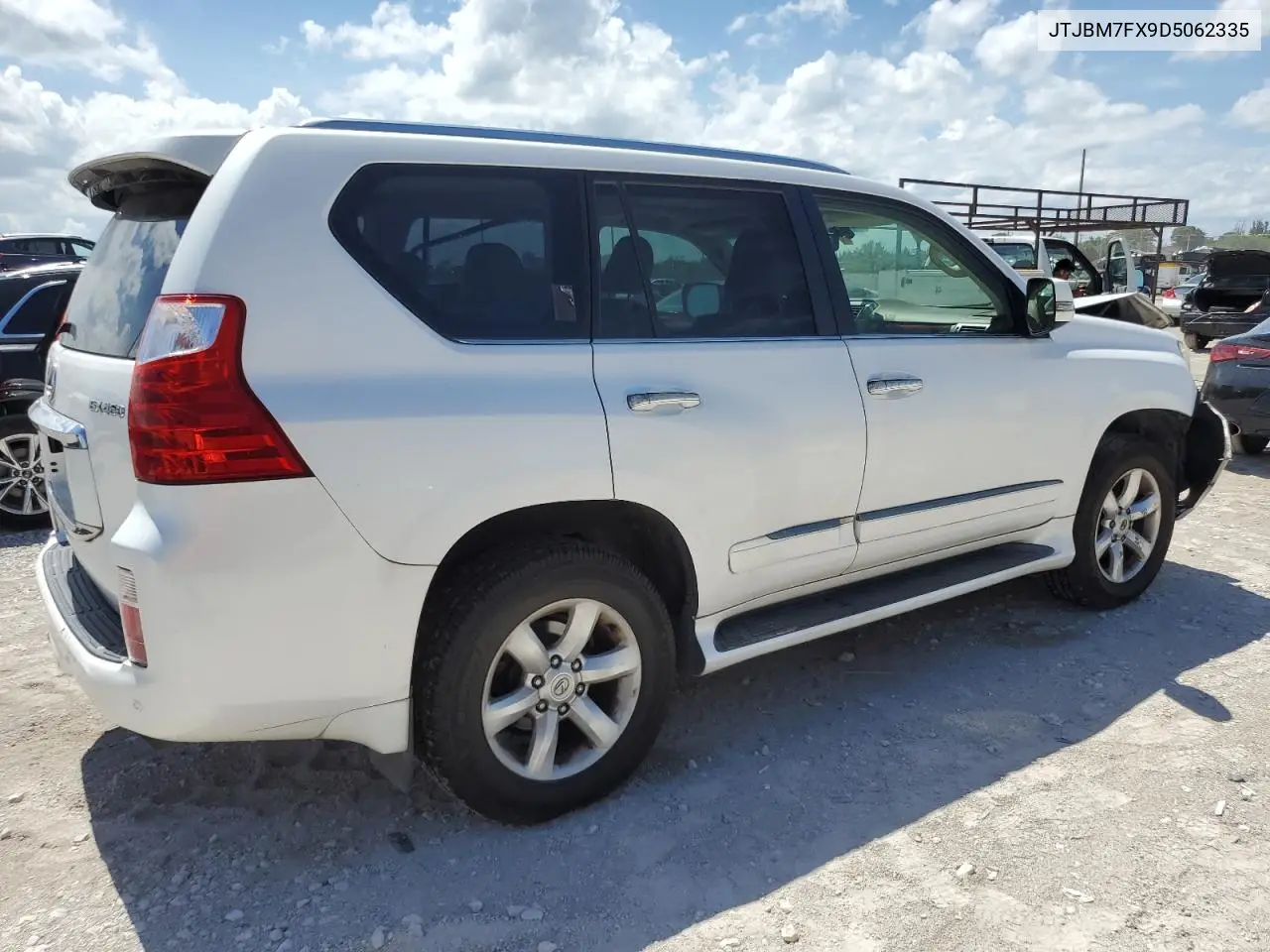 2013 Lexus Gx 460 VIN: JTJBM7FX9D5062335 Lot: 61475195