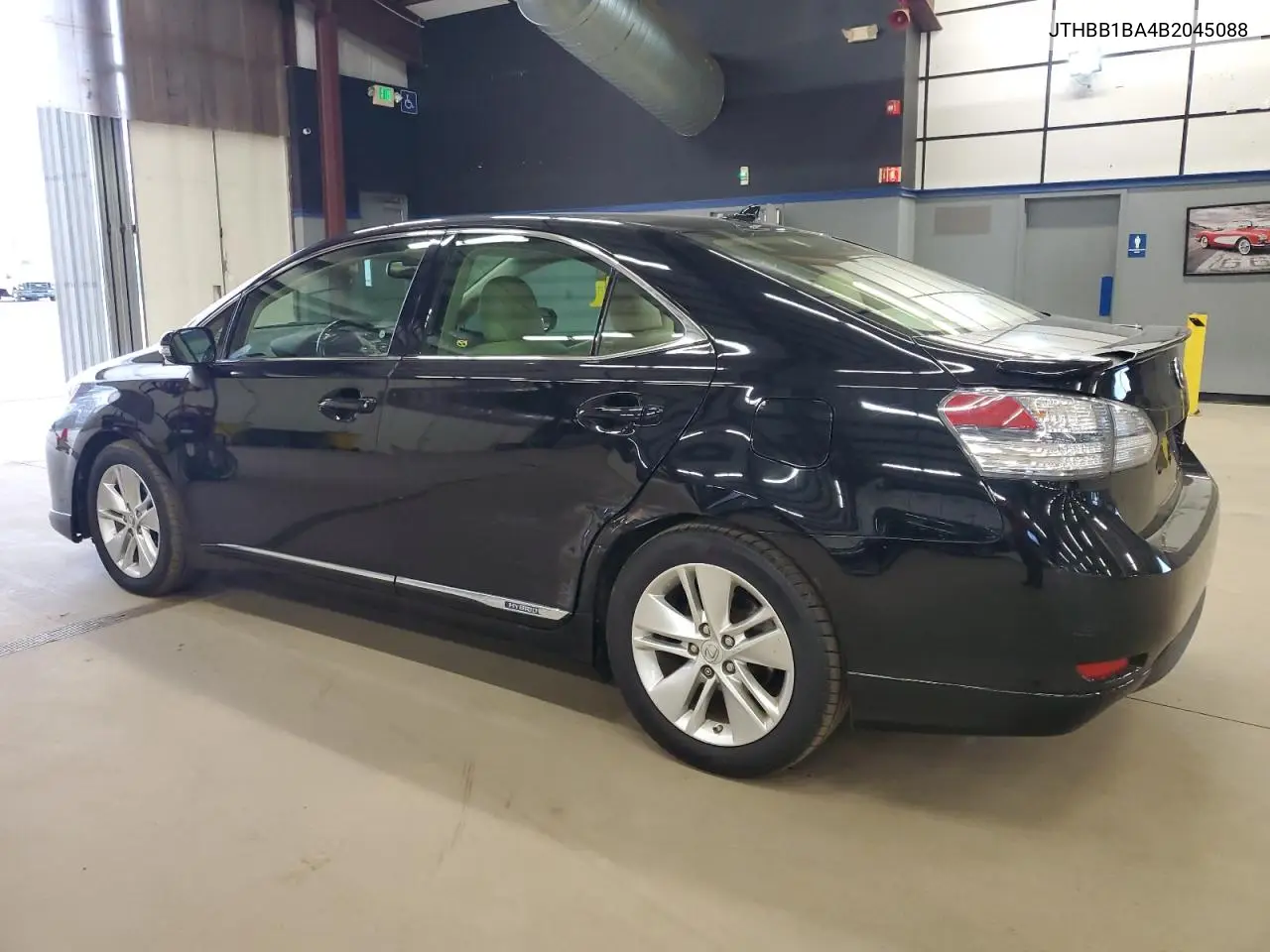2011 Lexus Hs 250H VIN: JTHBB1BA4B2045088 Lot: 49124525