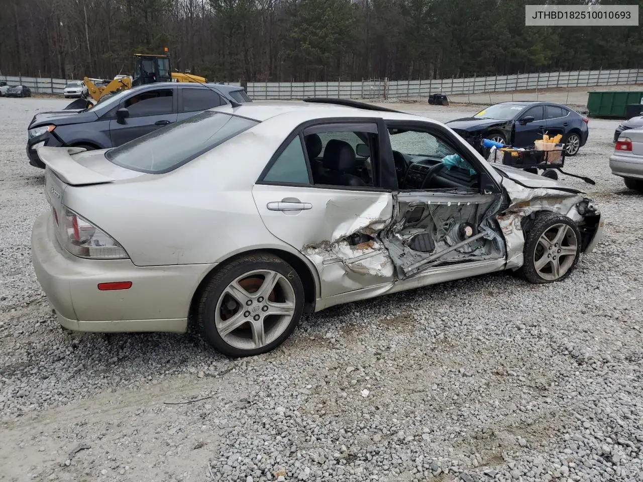 2001 Lexus Is 300 VIN: JTHBD182510010693 Lot: 43460975