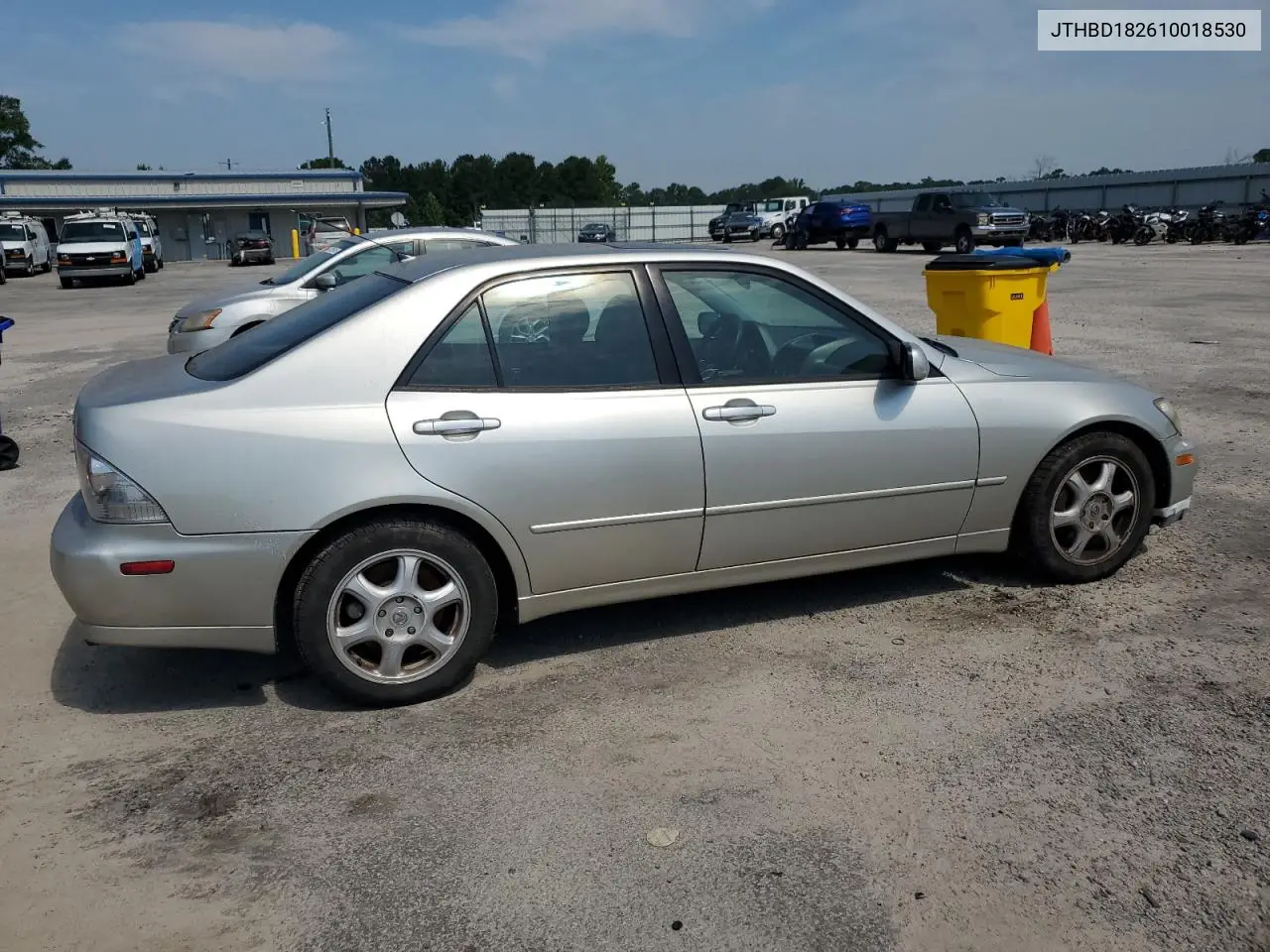 2001 Lexus Is 300 VIN: JTHBD182610018530 Lot: 62292295