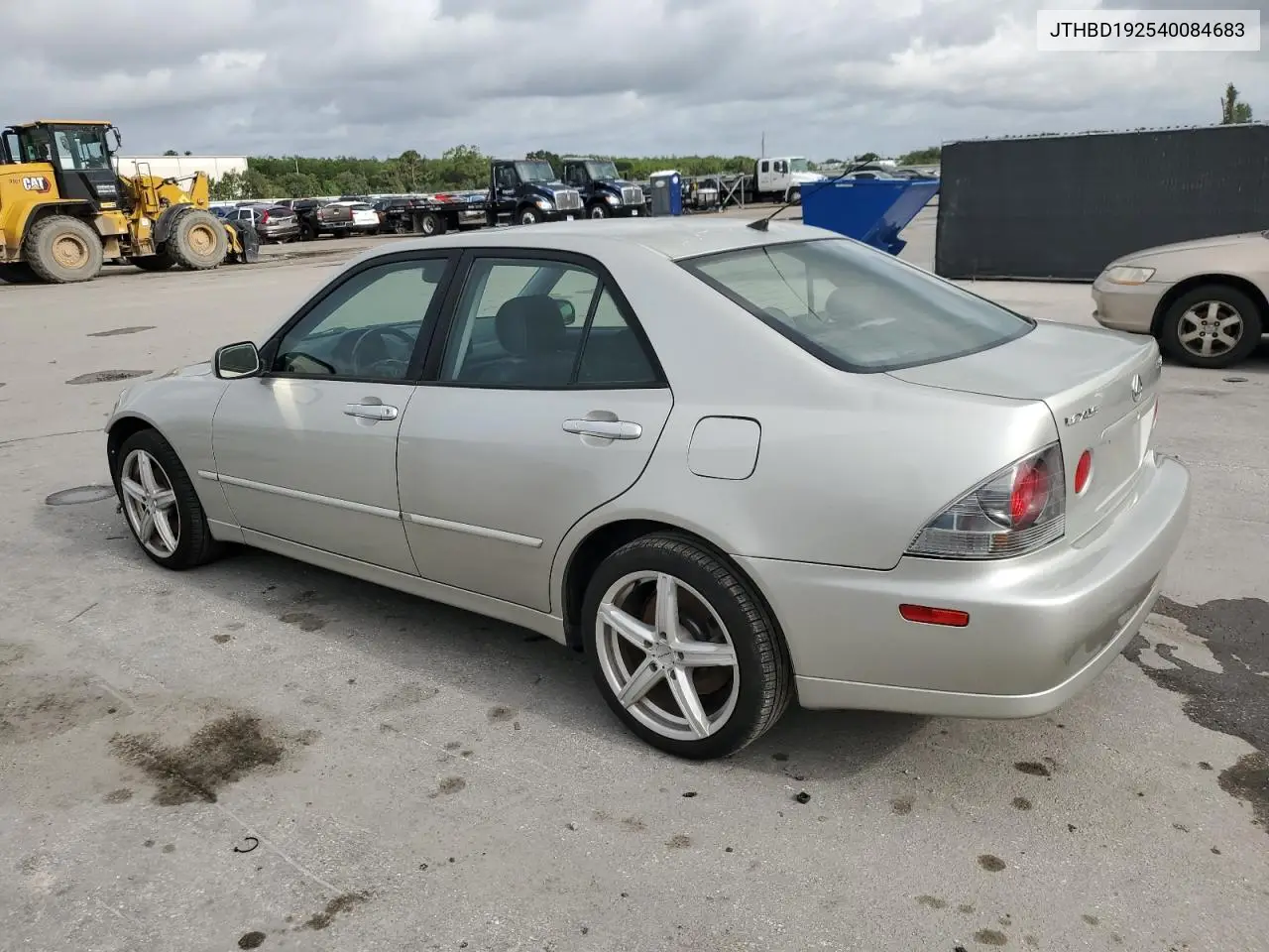 2004 Lexus Is 300 VIN: JTHBD192540084683 Lot: 56580255