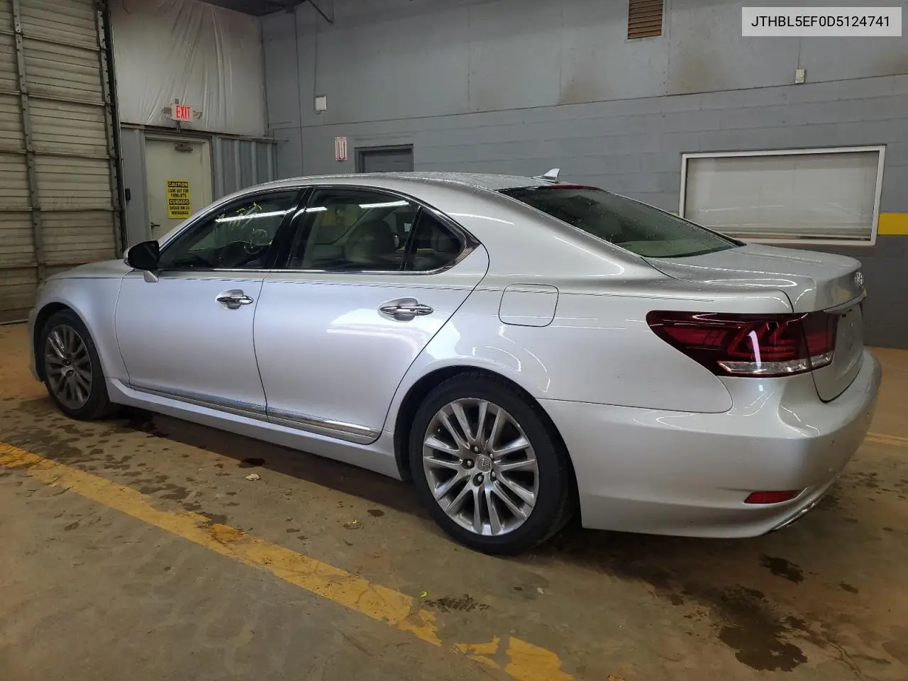 2013 Lexus Ls 460 VIN: JTHBL5EF0D5124741 Lot: 61571985