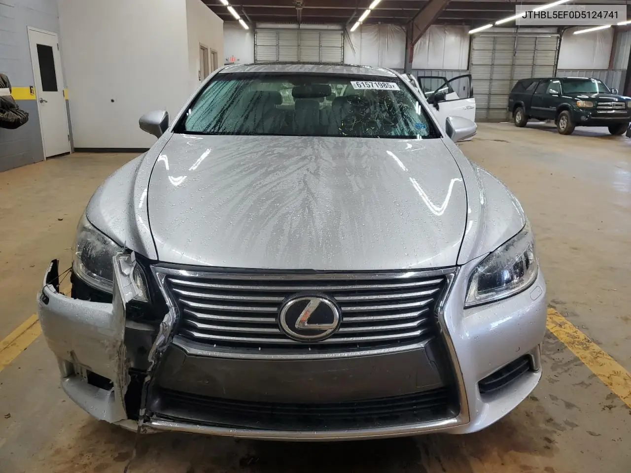 2013 Lexus Ls 460 VIN: JTHBL5EF0D5124741 Lot: 61571985