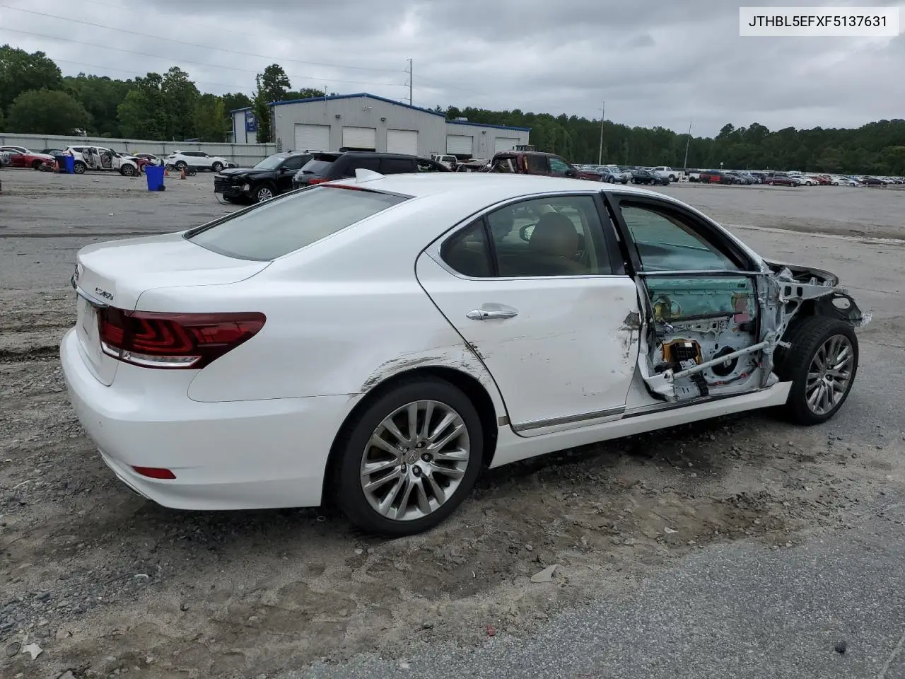 2015 Lexus Ls 460 VIN: JTHBL5EFXF5137631 Lot: 58314305