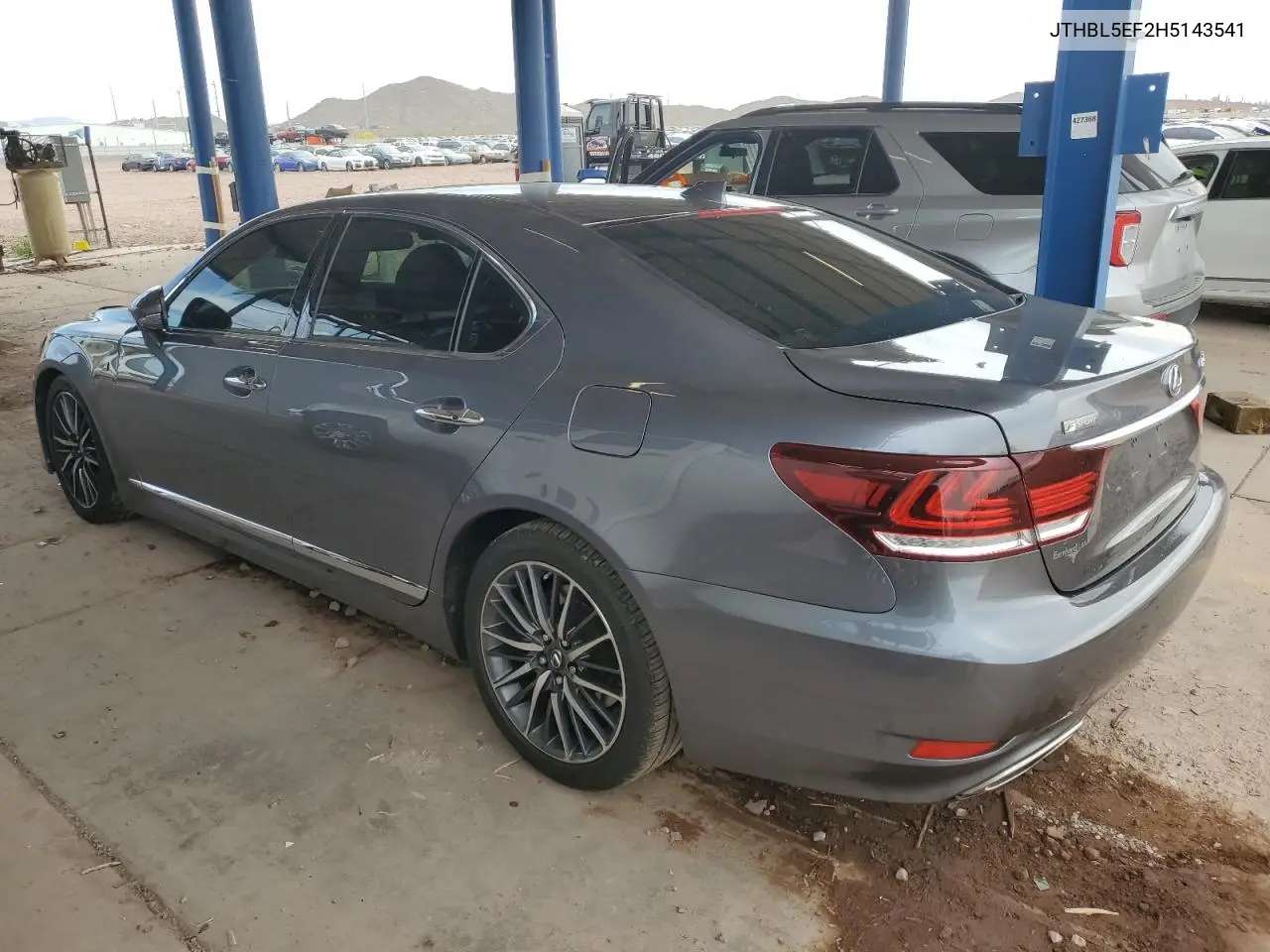 2017 Lexus Ls 460 VIN: JTHBL5EF2H5143541 Lot: 53067065