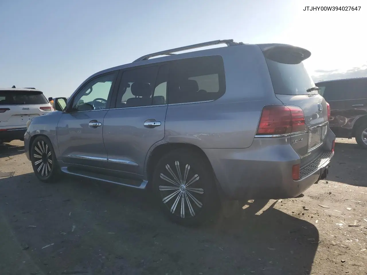 2009 Lexus Lx 570 VIN: JTJHY00W394027647 Lot: 52262545