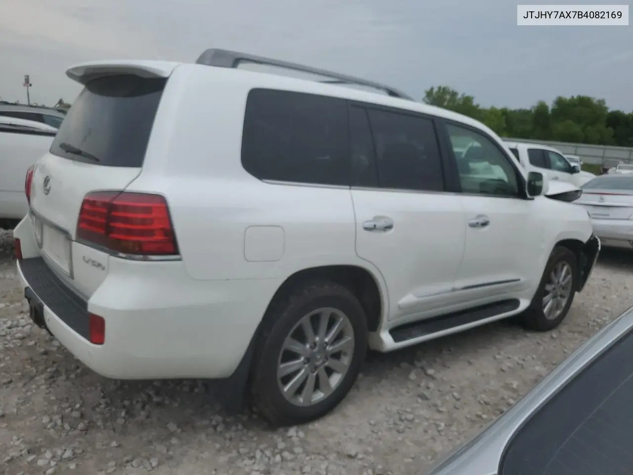 2011 Lexus Lx 570 VIN: JTJHY7AX7B4082169 Lot: 61801895