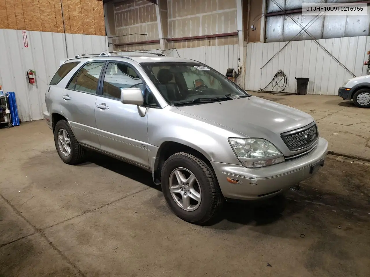 2001 Lexus Rx 300 VIN: JTJHF10U910216955 Lot: 61875815