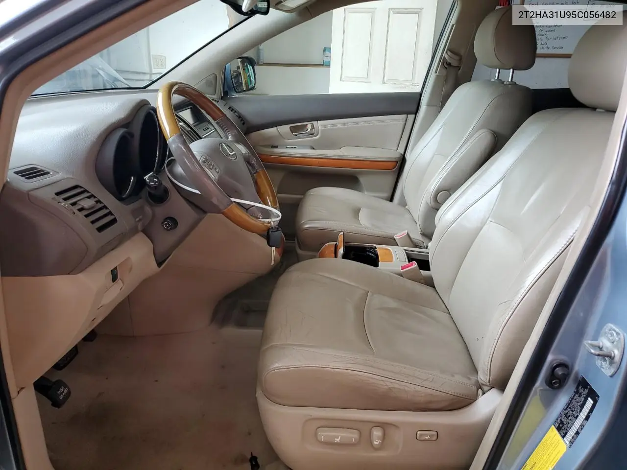 2005 Lexus Rx 330 VIN: 2T2HA31U95C056482 Lot: 64408015