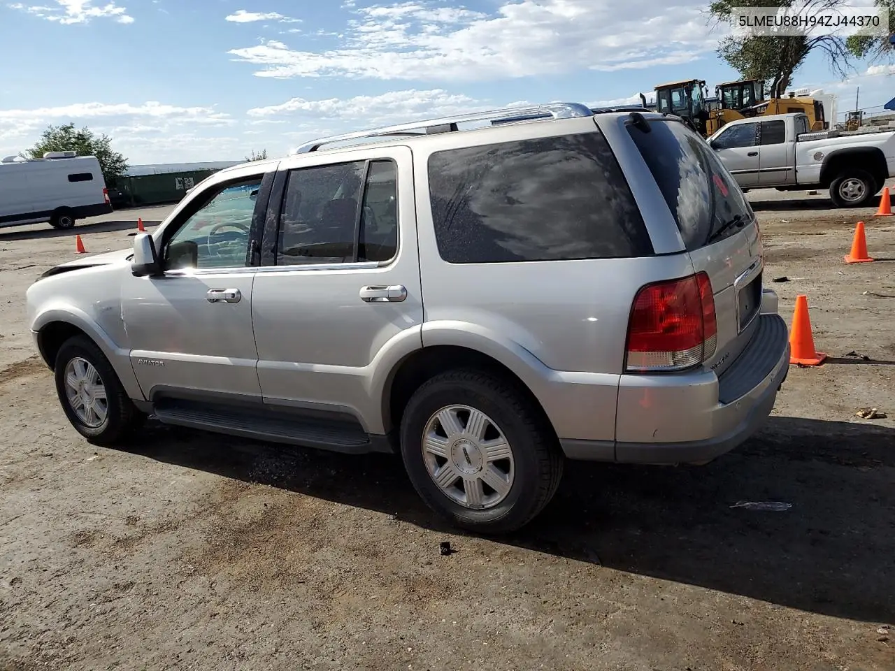 2004 Lincoln Aviator VIN: 5LMEU88H94ZJ44370 Lot: 62401155