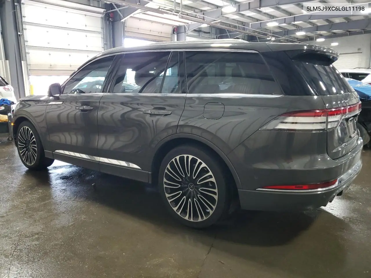 2020 Lincoln Aviator Black Label VIN: 5LM5J9XC6LGL11198 Lot: 61458625