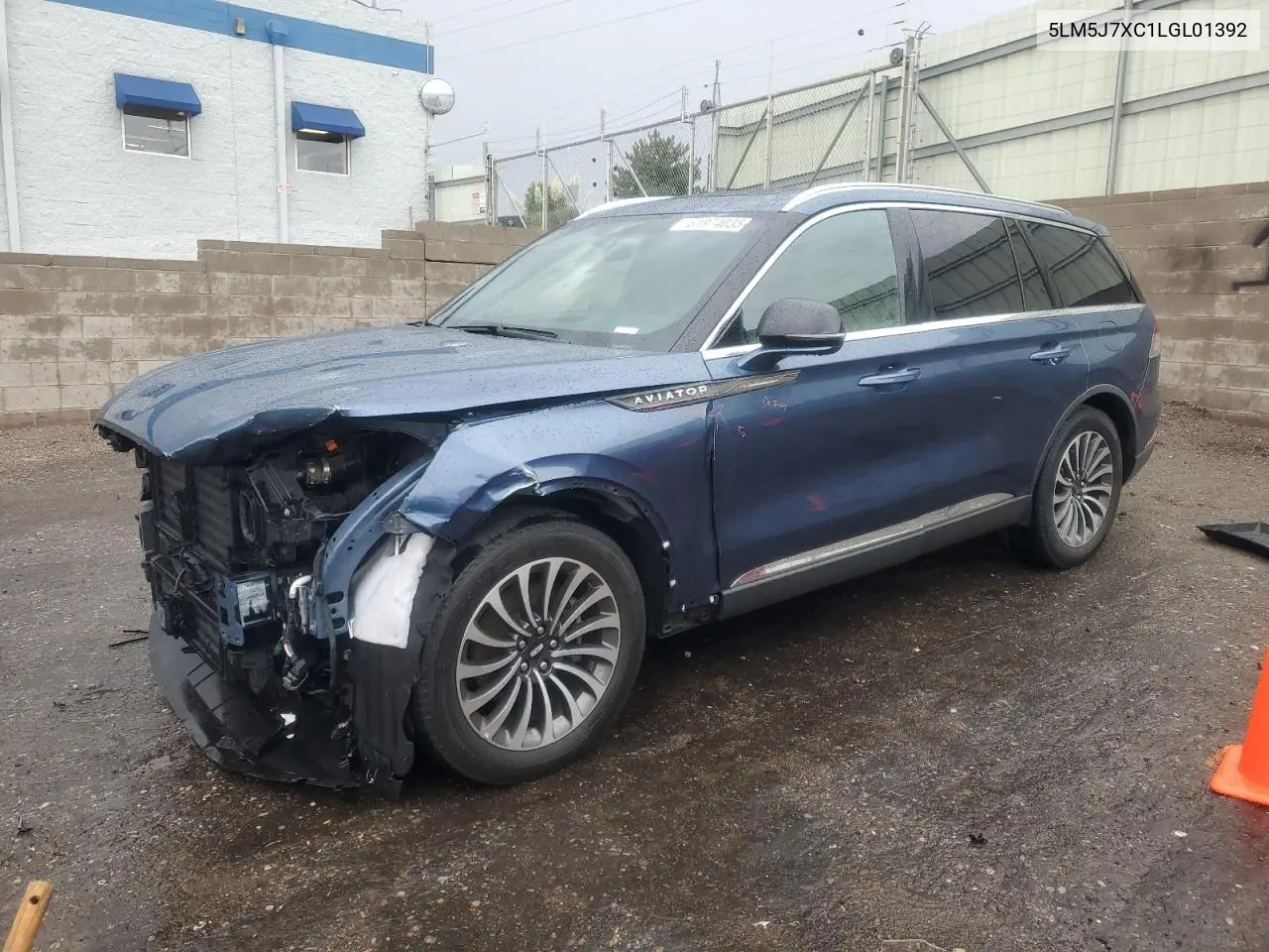 2020 Lincoln Aviator Reserve VIN: 5LM5J7XC1LGL01392 Lot: 61974035