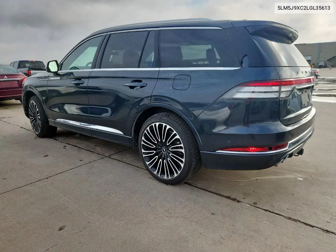 2020 Lincoln Aviator Black Label VIN: 5LM5J9XC2LGL35613 Lot: 64077505
