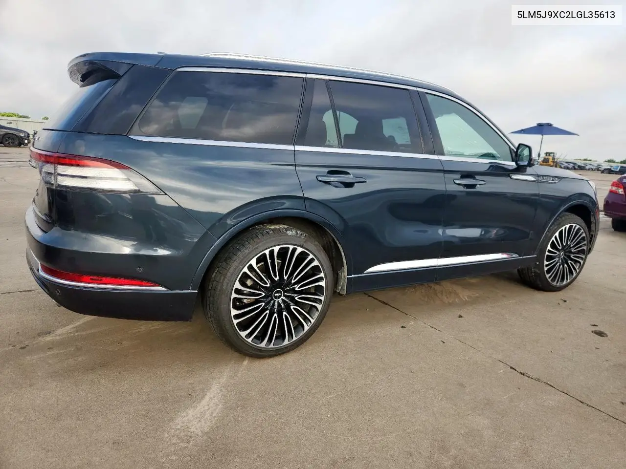 2020 Lincoln Aviator Black Label VIN: 5LM5J9XC2LGL35613 Lot: 64077505