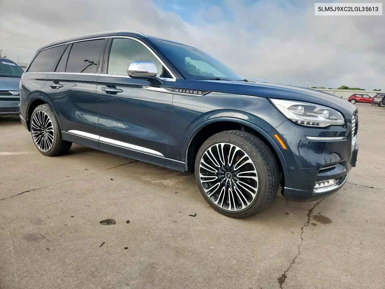 2020 Lincoln Aviator Black Label VIN: 5LM5J9XC2LGL35613 Lot: 64077505