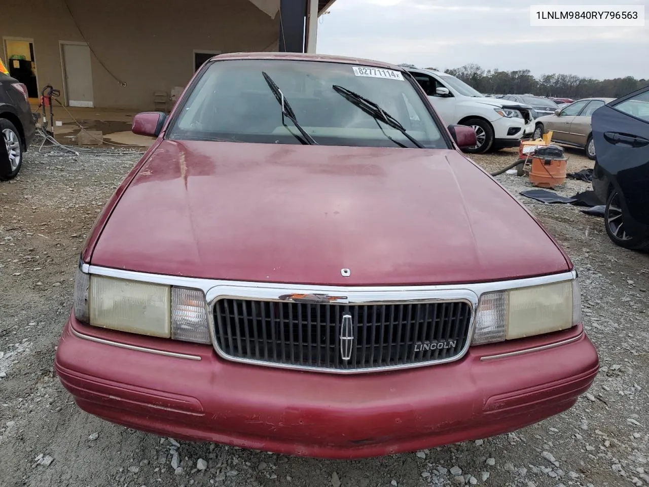 1994 Lincoln Continental Signature VIN: 1LNLM9840RY796563 Lot: 82771114