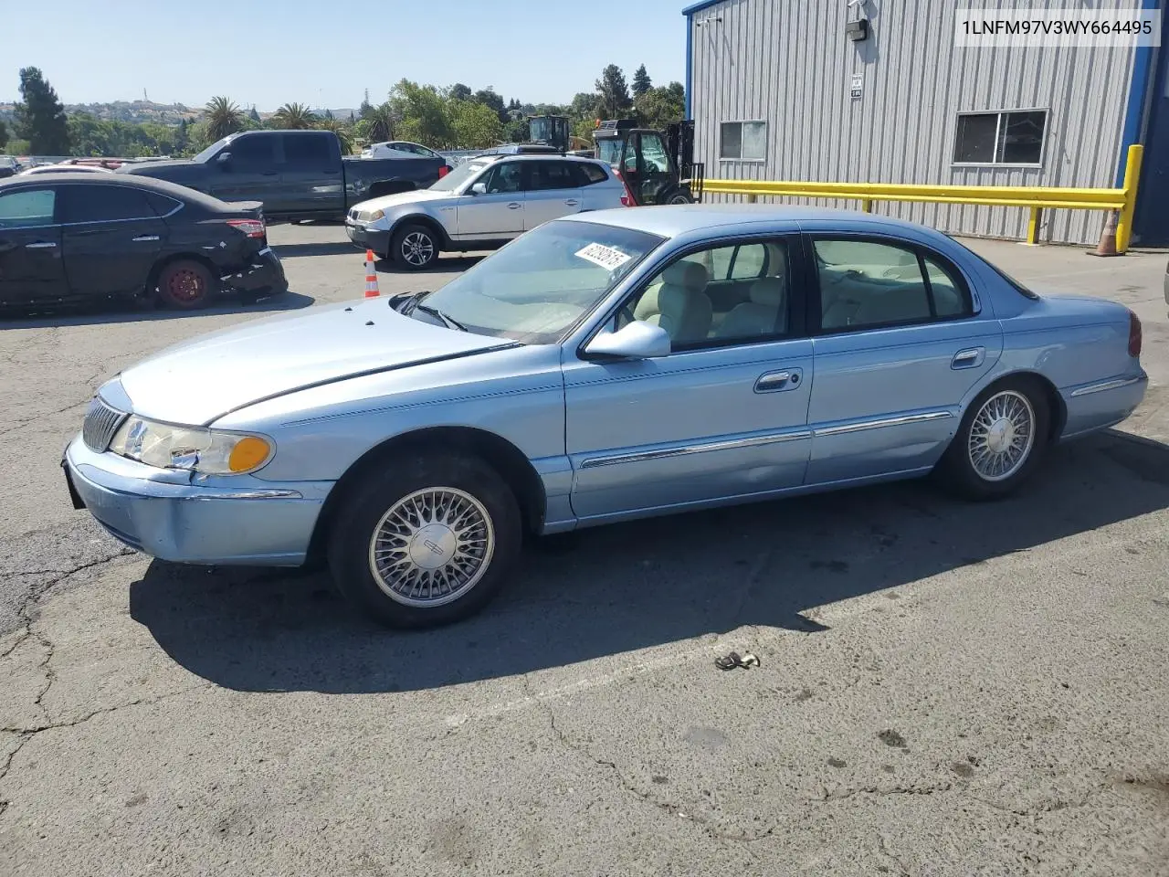 1998 Lincoln Continental VIN: 1LNFM97V3WY664495 Lot: 62292615