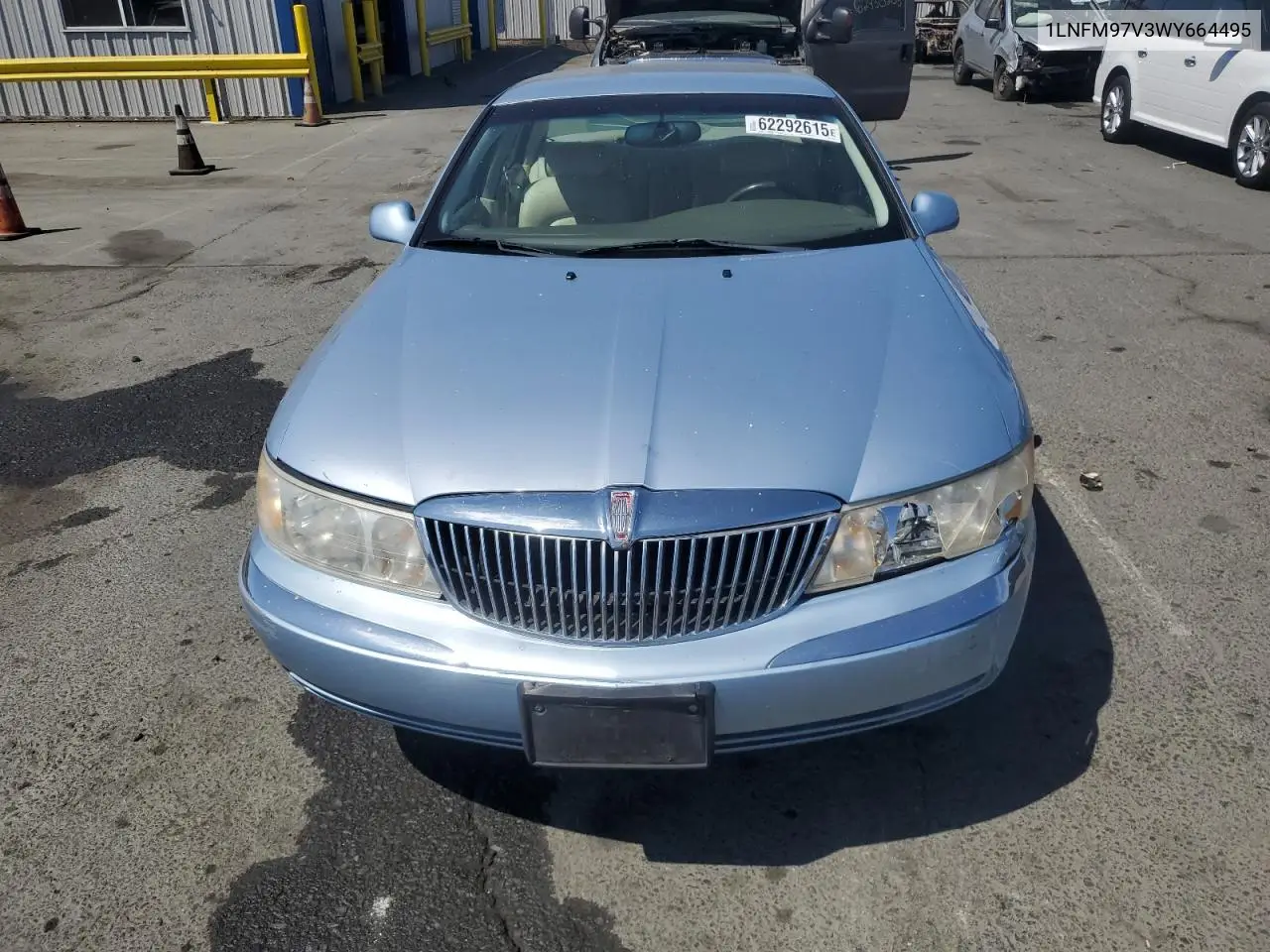1998 Lincoln Continental VIN: 1LNFM97V3WY664495 Lot: 62292615