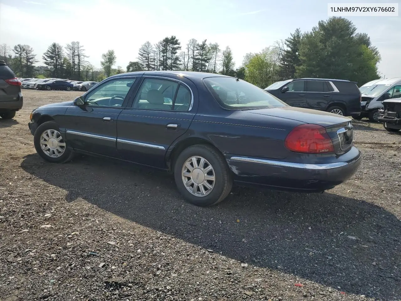 1999 Lincoln Continental VIN: 1LNHM97V2XY676602 Lot: 55109355