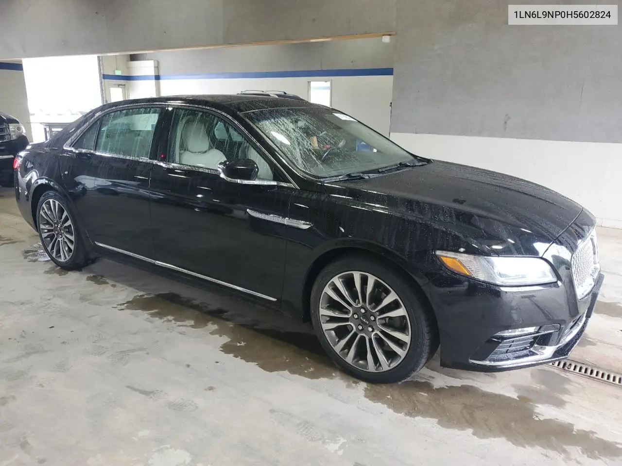 2017 Lincoln Continental Reserve VIN: 1LN6L9NP0H5602824 Lot: 61150535