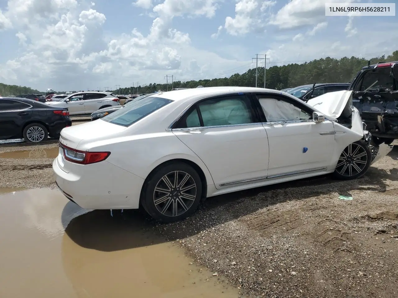 2017 Lincoln Continental Reserve VIN: 1LN6L9RP6H5628211 Lot: 61369035