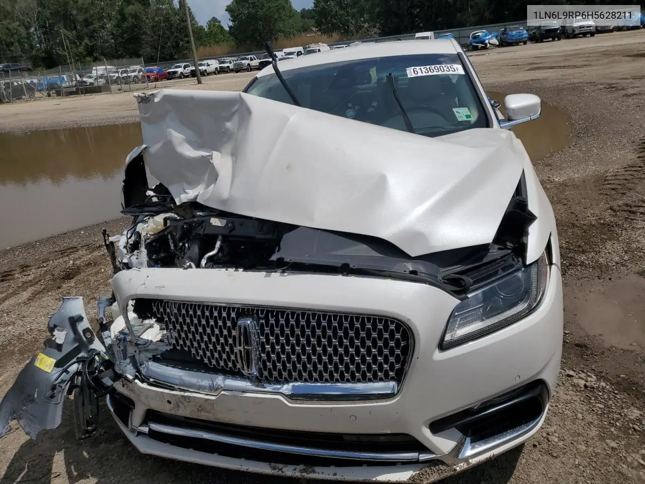 2017 Lincoln Continental Reserve VIN: 1LN6L9RP6H5628211 Lot: 61369035