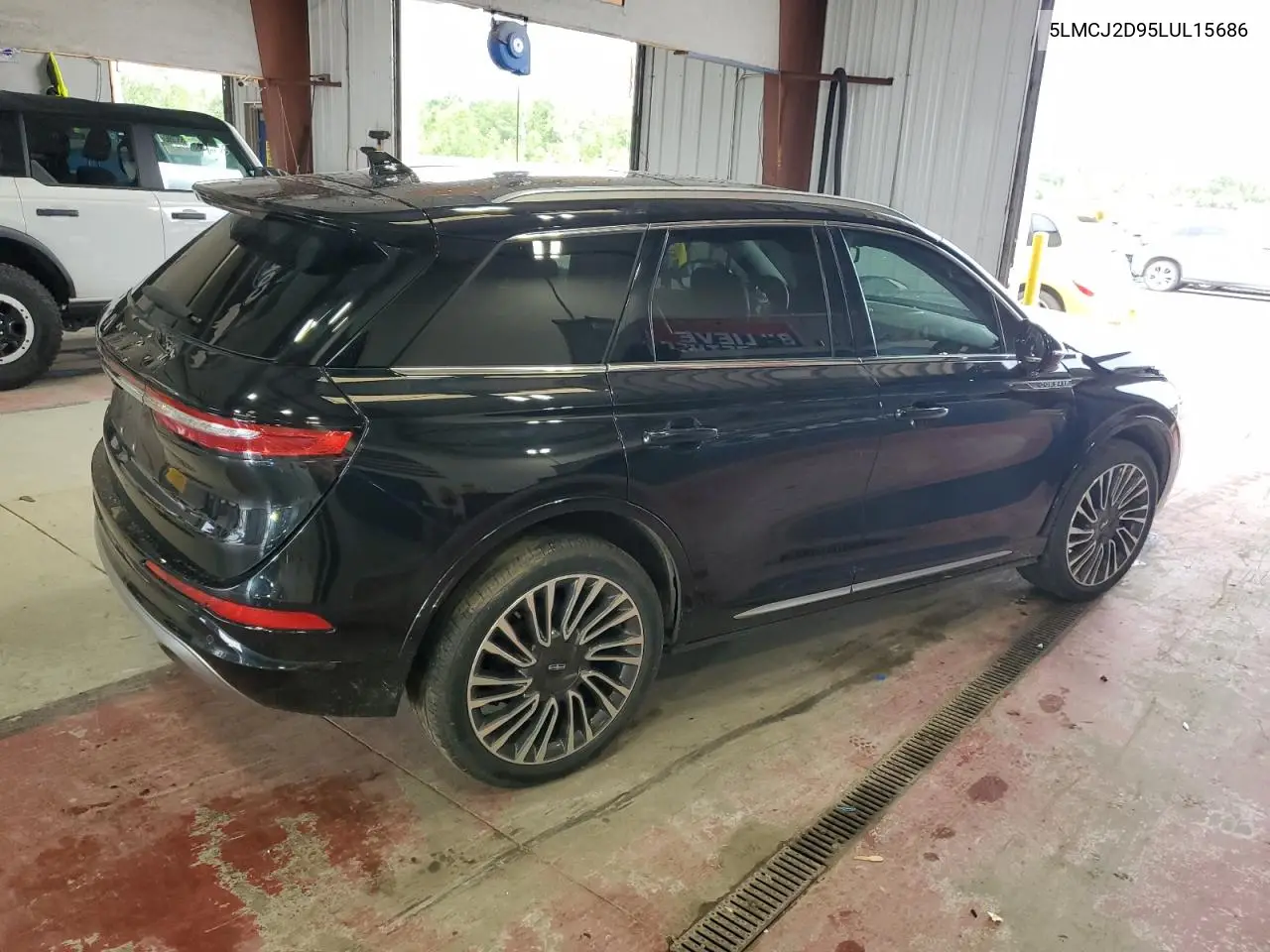 2020 Lincoln Corsair Reserve VIN: 5LMCJ2D95LUL15686 Lot: 64574805