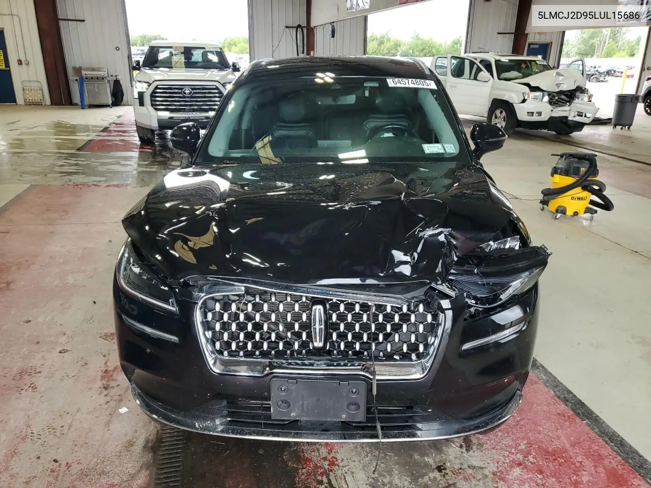 2020 Lincoln Corsair Reserve VIN: 5LMCJ2D95LUL15686 Lot: 64574805