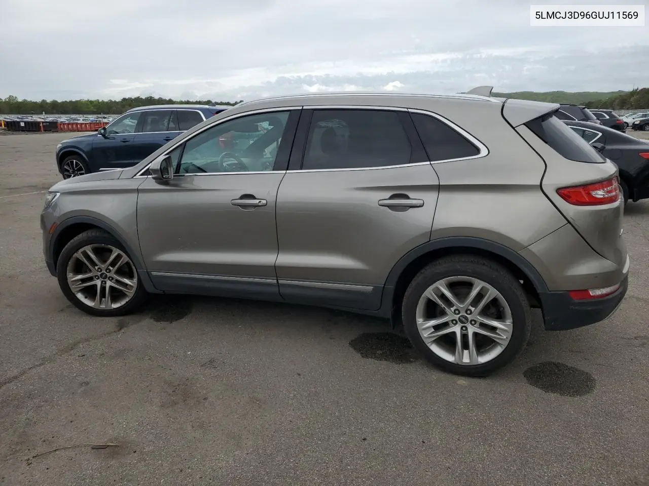 2016 Lincoln Mkc Reserve VIN: 5LMCJ3D96GUJ11569 Lot: 54914105