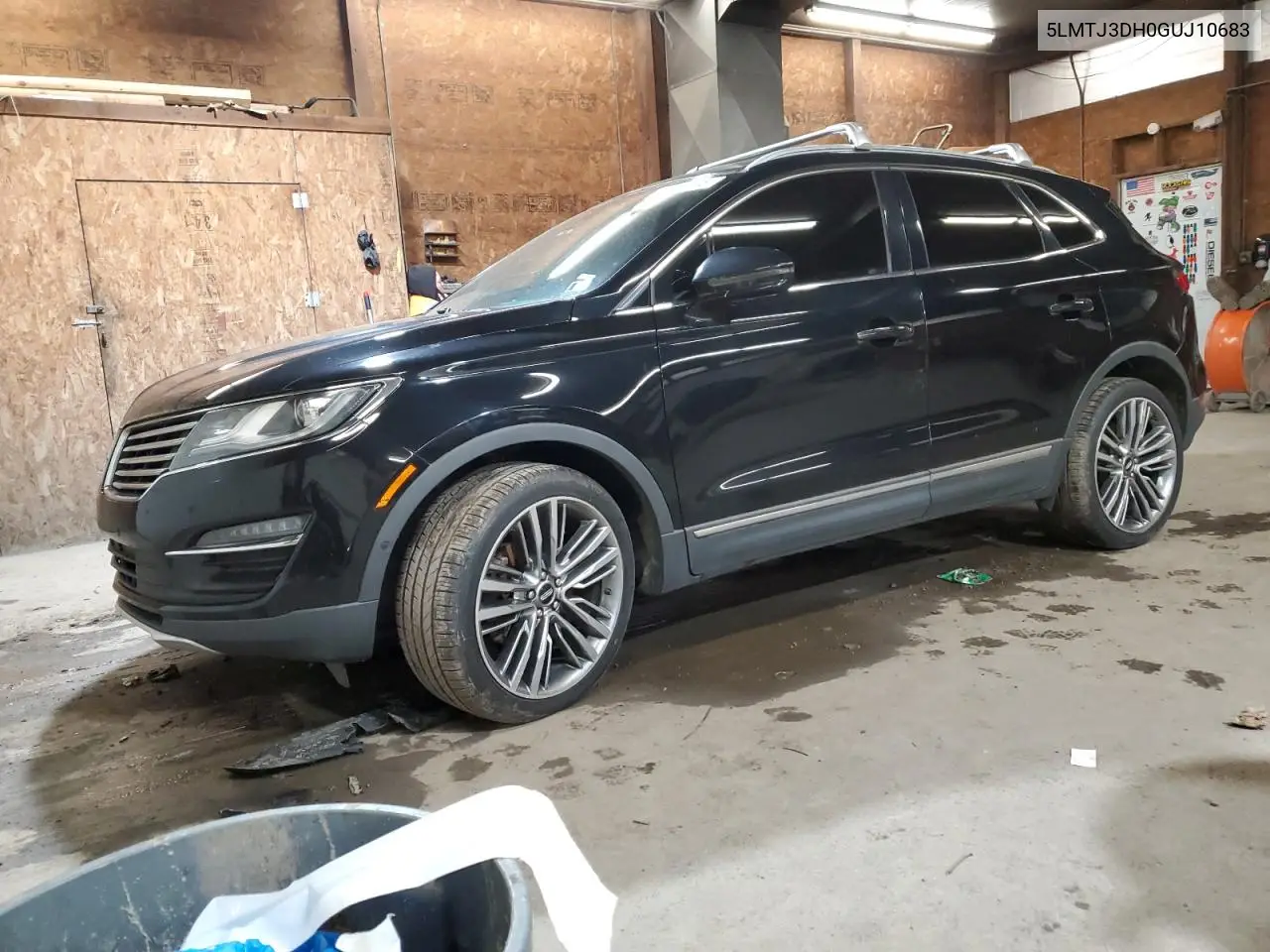 2016 Lincoln Mkc Reserve VIN: 5LMTJ3DH0GUJ10683 Lot: 56411455