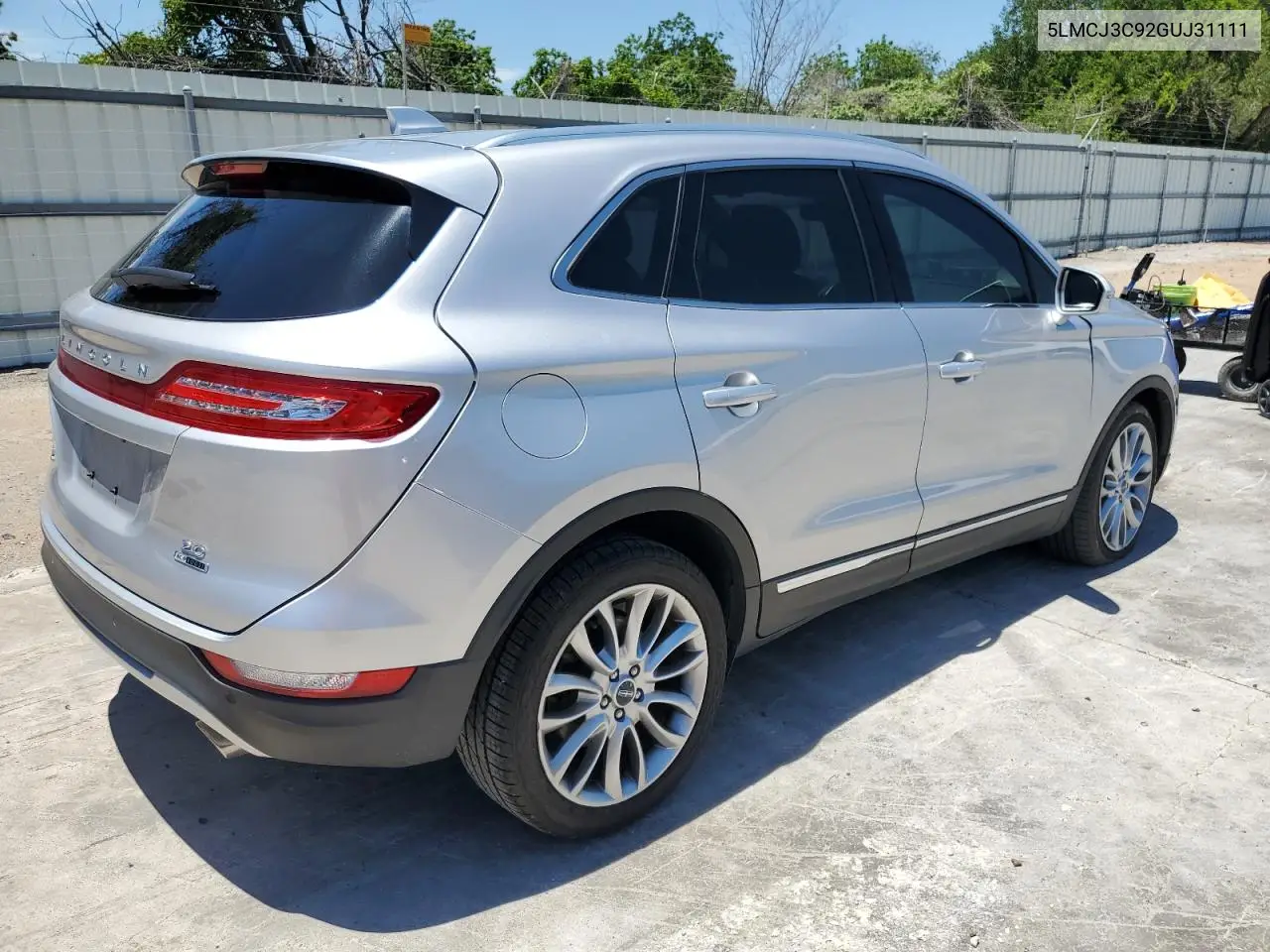 2016 Lincoln Mkc Reserve VIN: 5LMCJ3C92GUJ31111 Lot: 56593495