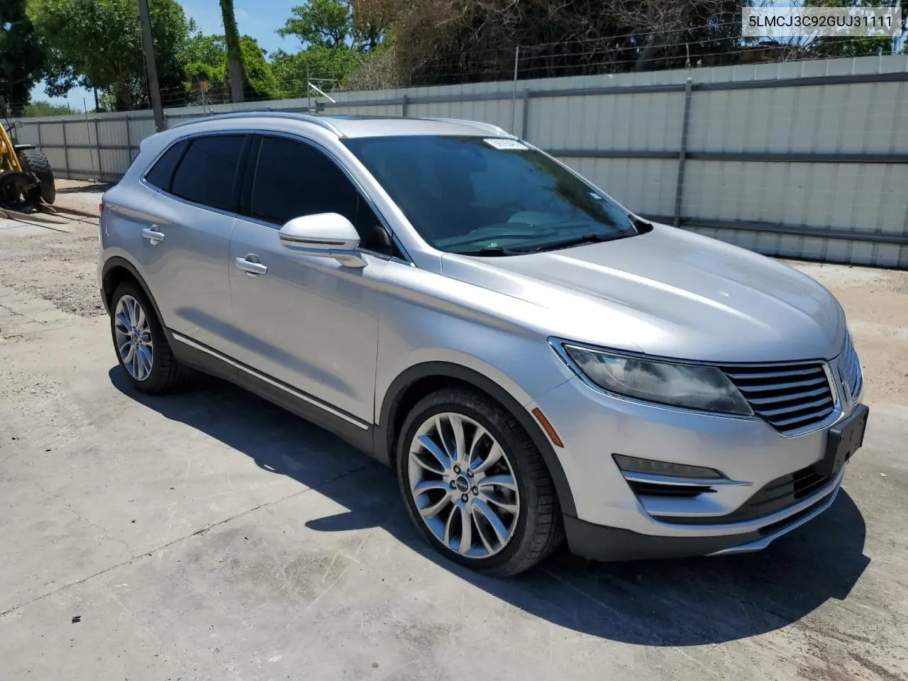 2016 Lincoln Mkc Reserve VIN: 5LMCJ3C92GUJ31111 Lot: 56593495