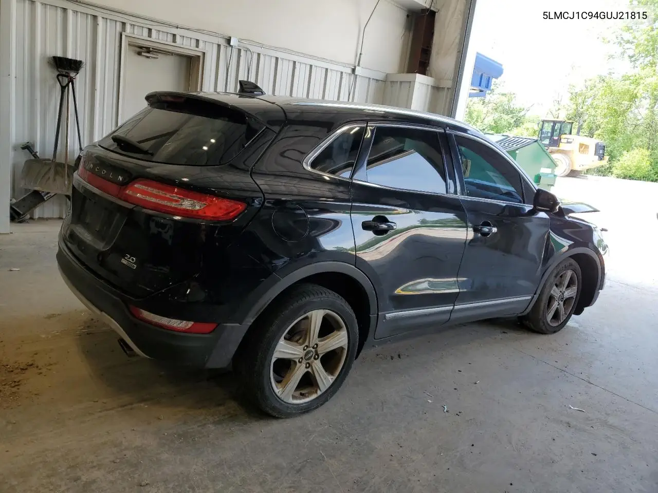 2016 Lincoln Mkc Premiere VIN: 5LMCJ1C94GUJ21815 Lot: 61552955