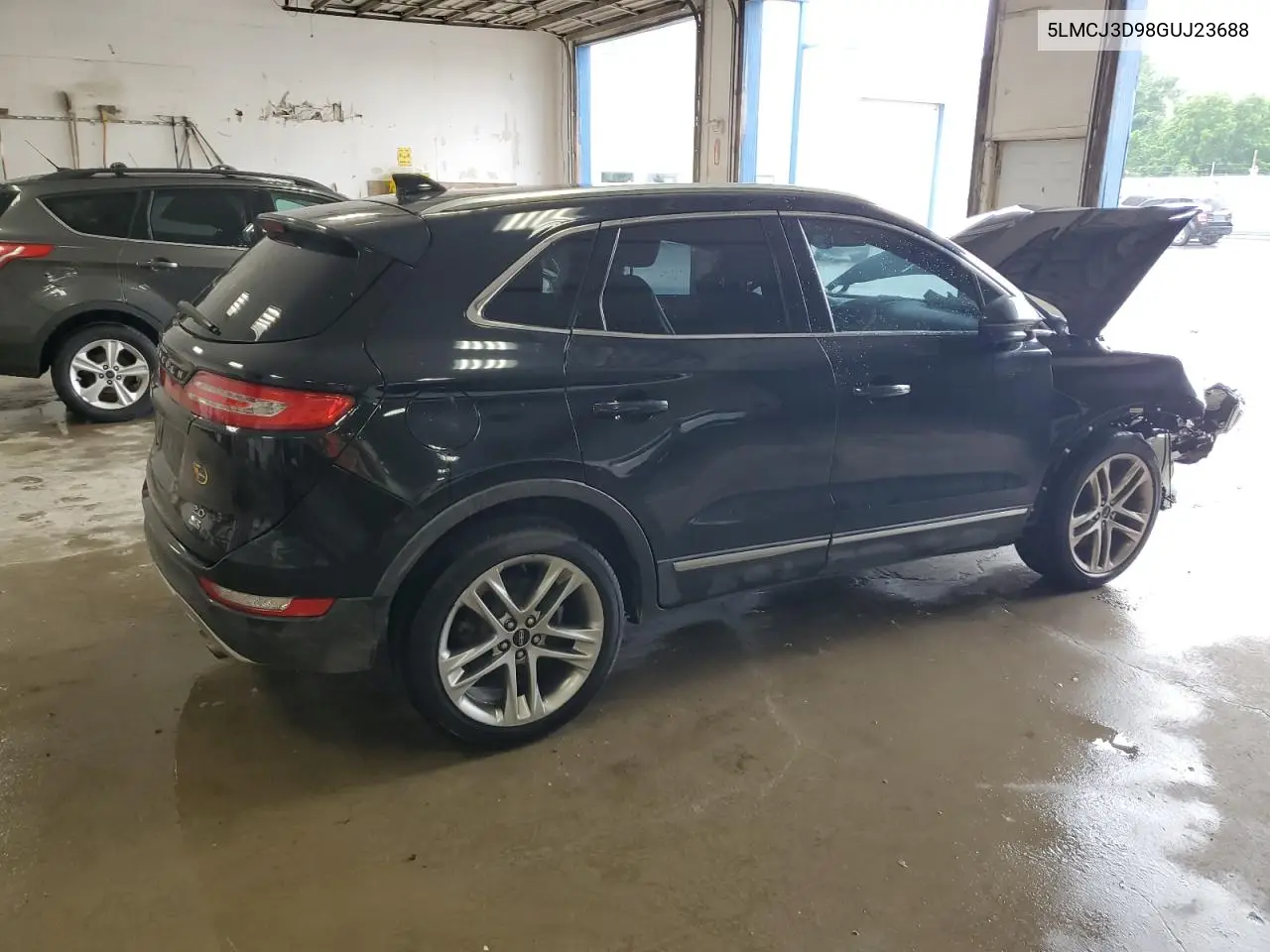 2016 Lincoln Mkc Reserve VIN: 5LMCJ3D98GUJ23688 Lot: 61899925