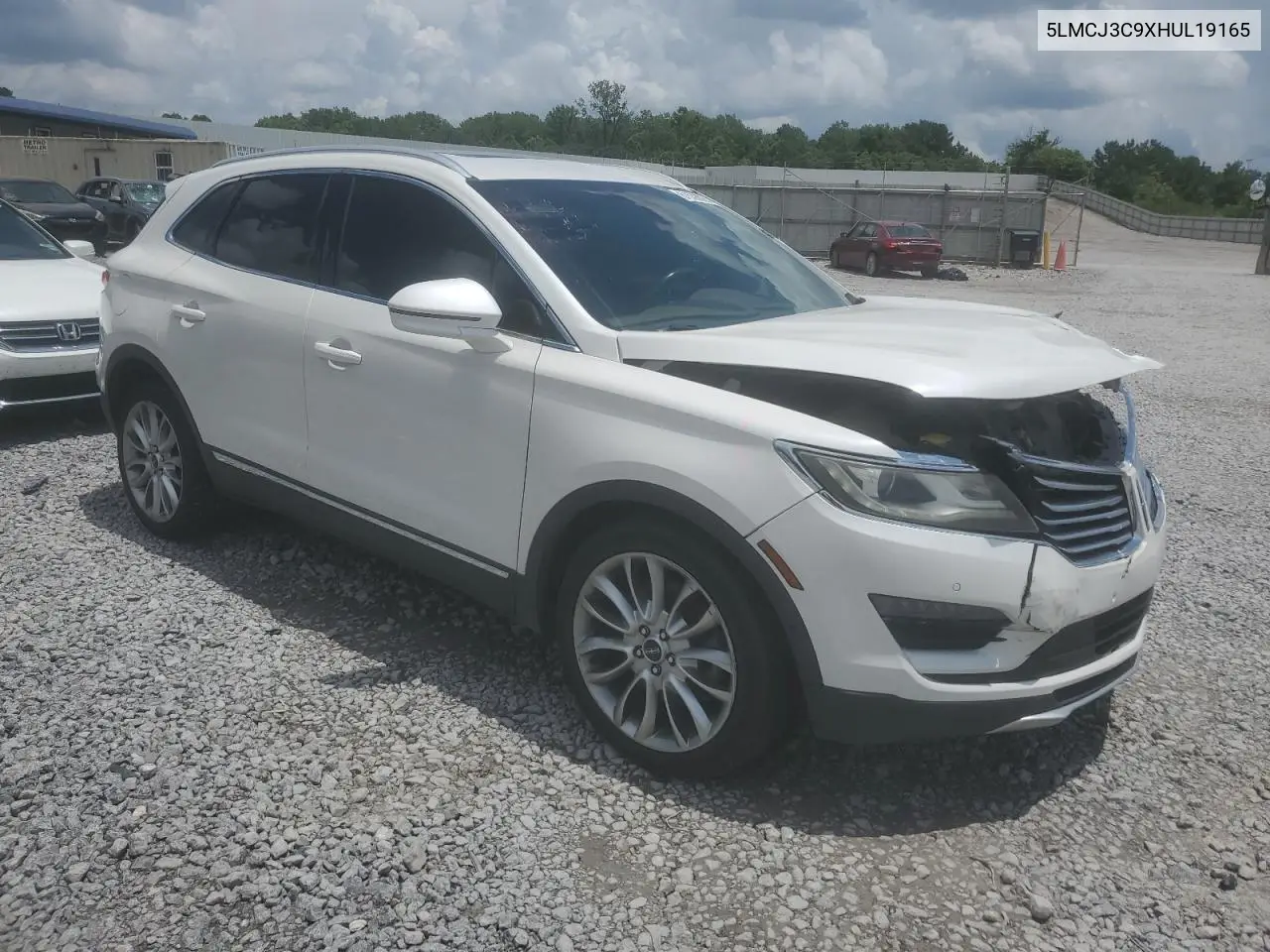 2017 Lincoln Mkc Reserve VIN: 5LMCJ3C9XHUL19165 Lot: 61538025