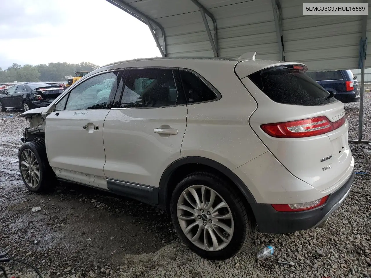 2017 Lincoln Mkc Reserve VIN: 5LMCJ3C97HUL16689 Lot: 61898155