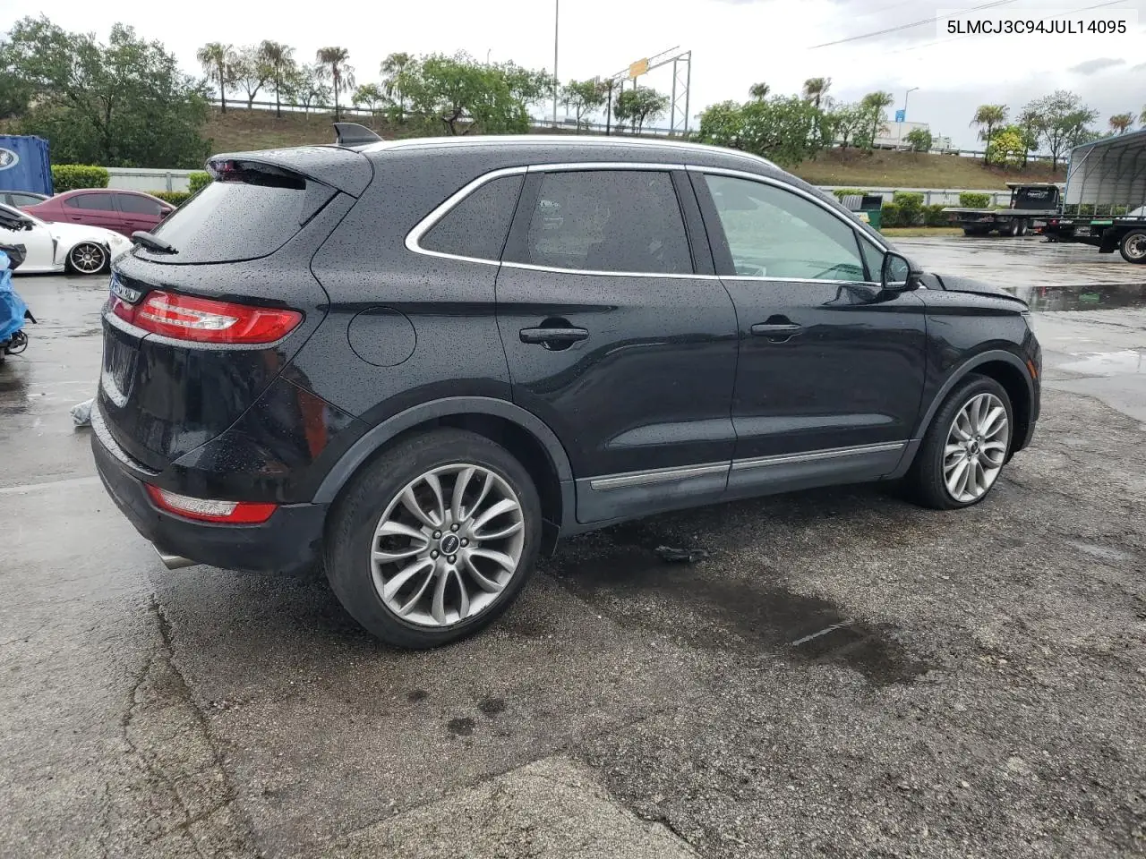2018 Lincoln Mkc Reserve VIN: 5LMCJ3C94JUL14095 Lot: 56211005