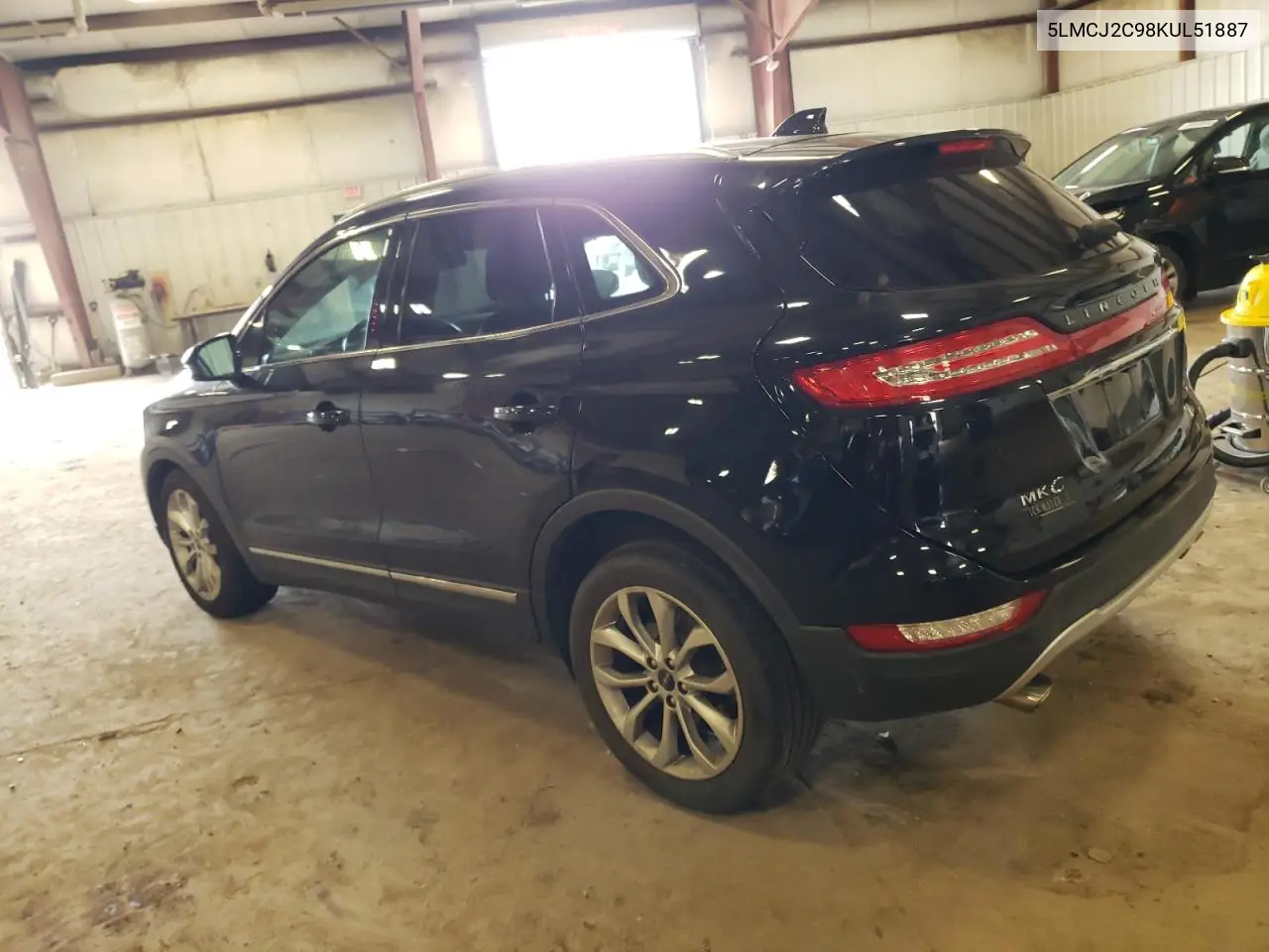 2019 Lincoln Mkc Select VIN: 5LMCJ2C98KUL51887 Lot: 61253055